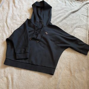 PUMA 3/4 Sleeve Sweatshirt